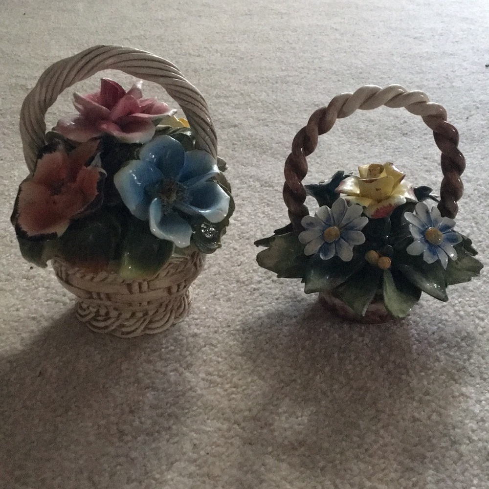 (2) Capodimonte Vintage flower baskets